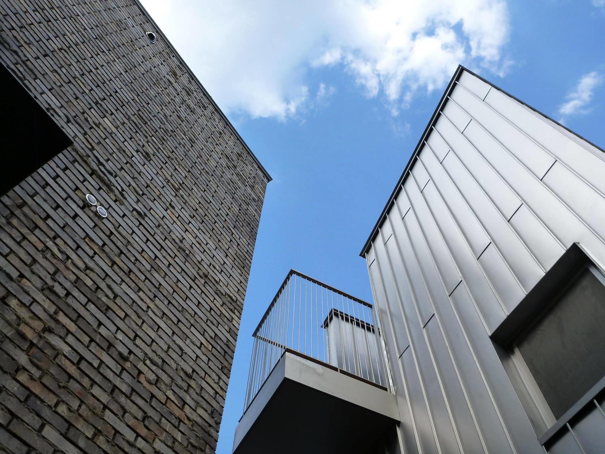 Inside Busan Hostel Exterior photo